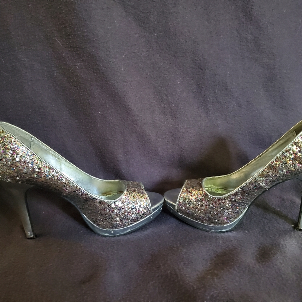 Rampage "Gracee" Peeptoe Glitter Pumps